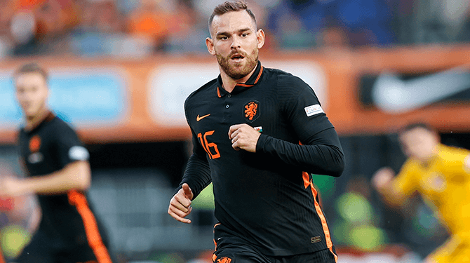 Onverstandige stap van Vincent Janssen: 'In België verdwijnt hij uit beeld bondscoach'
