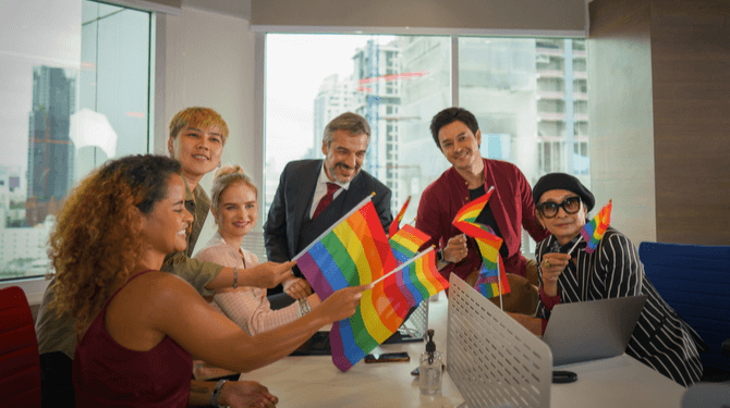 Bedrijf heeft heel veel respect voor eigen ludieke actie rondom Pride: ‘Wat ons betreft is ieder verdienmodel gelijk’