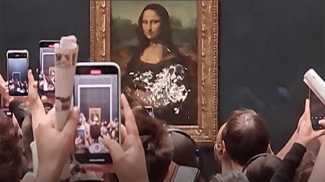 Onduidelijk of Mona Lisa blij of verdrietig is om aanval met taart