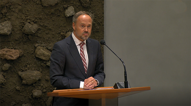 VVD-Kamerlid wil graag vasthouden aan traditie dat zijn partij zich kapot moet schamen