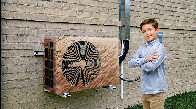 Finn (8) heeft een warmtepomp gekleid voor Moeder Aarde