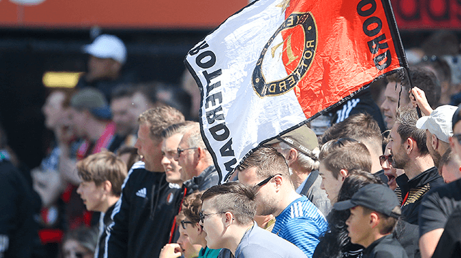 Feyenoord-fan geeft analyse voor wedstrijd: ‘Heeeuuuj’