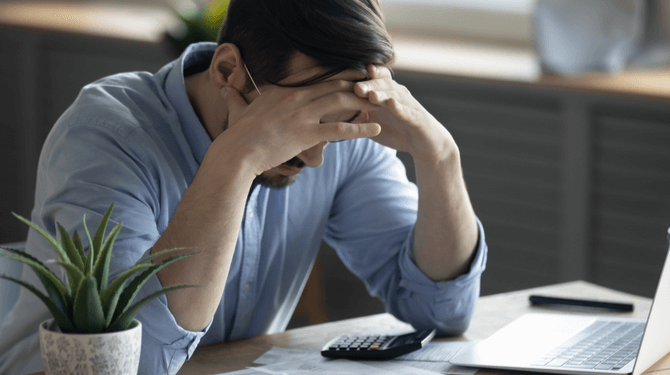 Man verwart NFT met FTE en zit nu fulltime de boekhouding van een bedrijf te doen