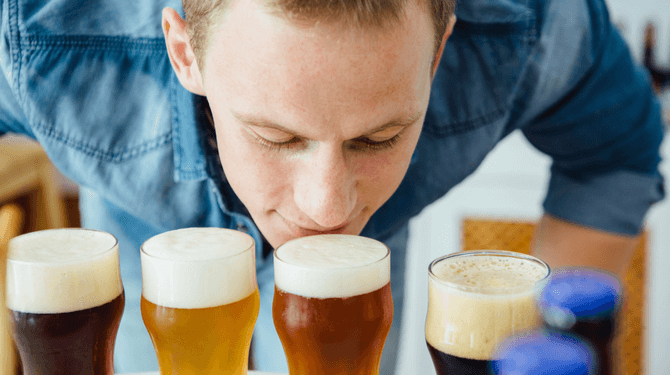 Bij een bockbierproeverij hoor je alles aan het einde uit te spugen