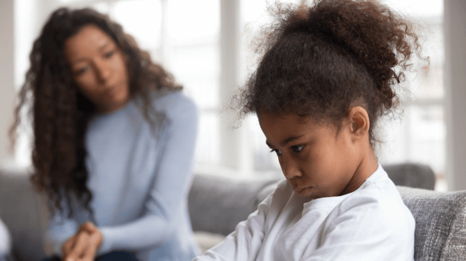 Kleine kinderen balen flink van ouders die alle ziektes uit kantoortuin mee naar huis brengen