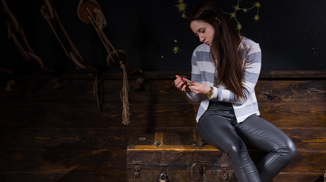 Woningnood: Jente doet al 8 maanden alsof ze niet uit escape room kan komen zodat ze toch onderdak heeft