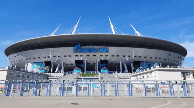 UEFA overlegt met sponsor Gazprom of finale in Sint-Petersburg wel gepast is