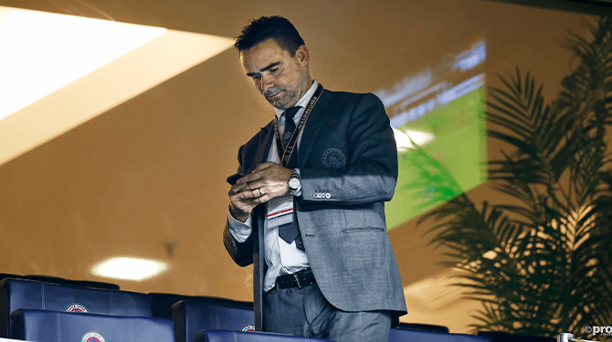 Overmars schreef vorig jaar dickpic in voor Europa League