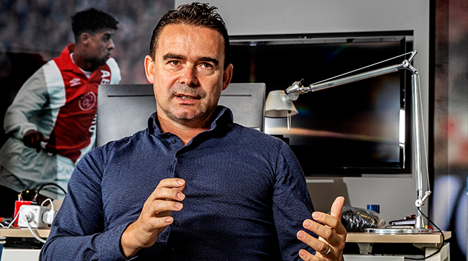 Overmars: 'Ik was me er niet van bewust dat directeur een machtspositie heeft'