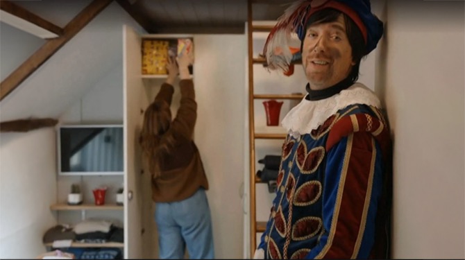 Wanneer vertel je aan je ouders dat het Sinterklaasjournaal niet echt is?