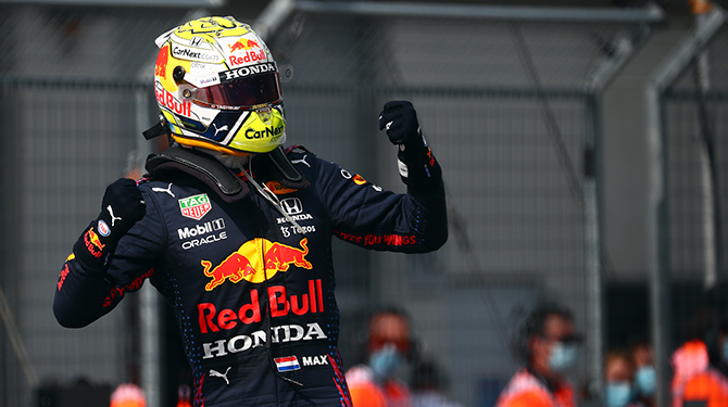 Dit zijn alle scenario’s waarin Verstappen kampioen kan worden