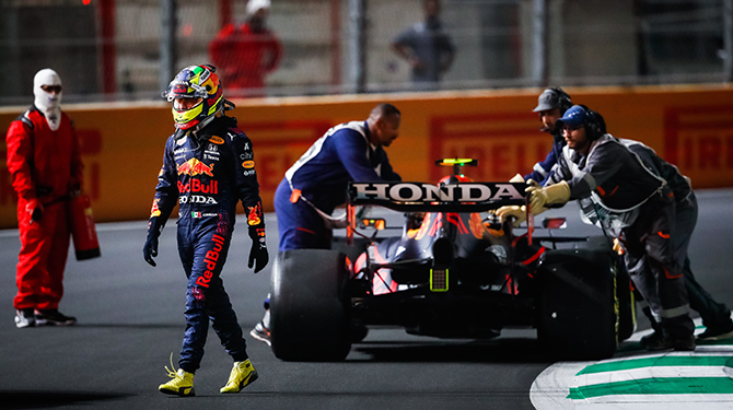 Haters en fans Formule 1 zijn het eindelijk eens: 'Dit had niets met sport te maken'