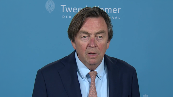 Wie is Hans Wijers? Oh laat maar