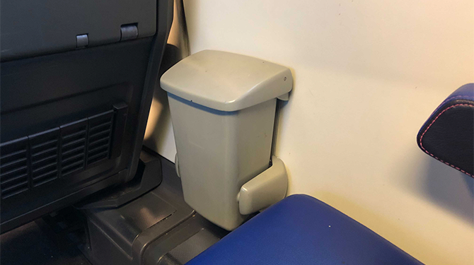 ‘Geluid dichtklappen prullenbakje in trein heeft oerknal veroorzaakt’