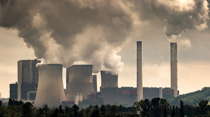 Pensioenfonds blijft in fossiele industrie beleggen: ‘het gaat wel om je toekomst’