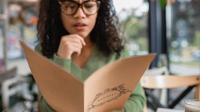 Simone voortaan vegetariër zodat ze nooit meer keuzestress heeft in restaurants