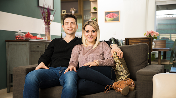 Miranda houdt zielsveel van Edwin omdat ze geen andere woonruimte kan vinden
