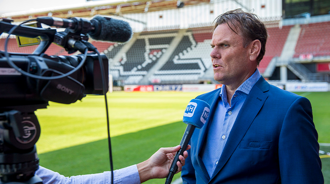 Robert Eenhoorn trots: ‘Met deze crisis zijn we eindelijk het nieuwe Feyenoord’