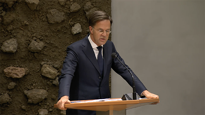 Rutte: ‘Formatie duurt zo lang omdat er nog een paar schandalen op oude kabinet geschoven moeten worden’