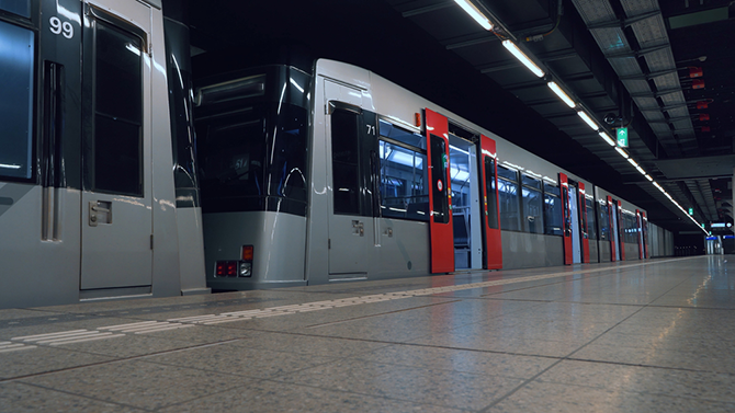 Nederlandse miljardair maakt eerste commerciële metroreis naar Bullewijk