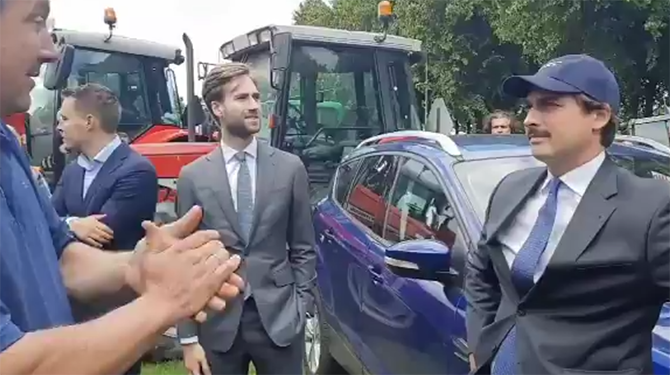 Politie vraagt beelden Baudet bij boerenprotest niet te delen op social media