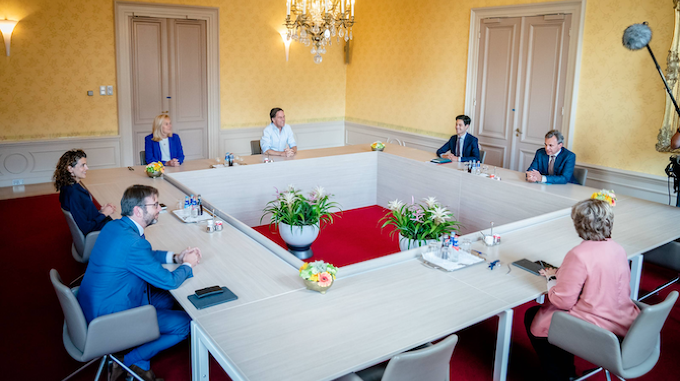 Kabinetsformatie draait uit op penalty’s