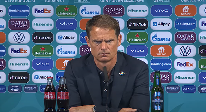 De Boer over wissel: ‘Ik kan maar zestig minuten coachen’