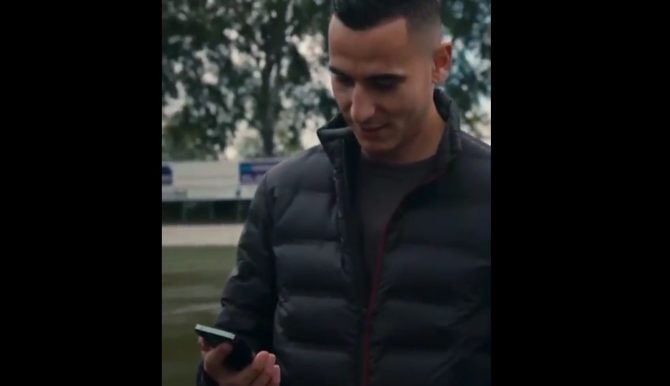 Frank de Boer appt El Ghazi dat het toernooi nu eigenlijk pas echt begint zonder hem