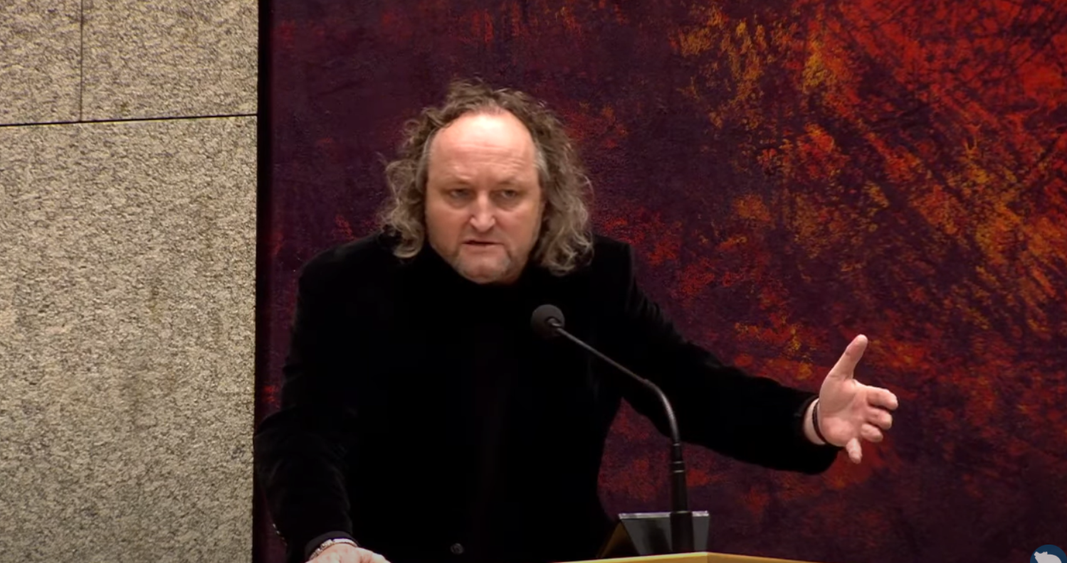 Vrouwen toegang Tweede Kamergebouw ontzegd om meer aanrandingen door Dion Graus te voorkomen