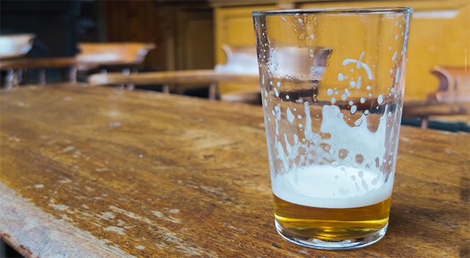 Horeca-ondernemer begint website prullenbakbier.nl