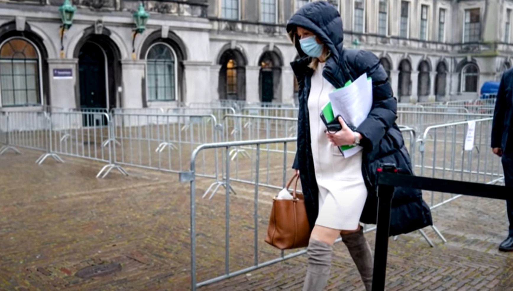 Kajsa Ollongren mag vanavond notulen toeslagenaffaire openbaar maken