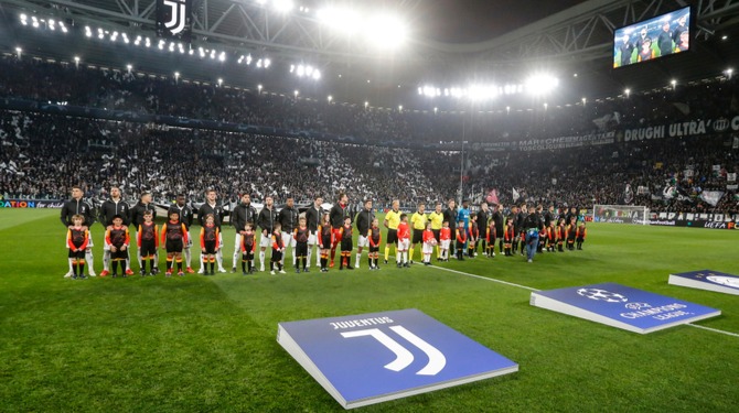 Kritische UEFA steekt hand in eigen boezem: ‘Focus Champions League lag te veel op voetbal’