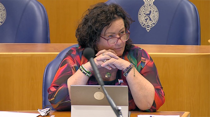Naïef om een Kamerdebat te organiseren als je weet dat er zoveel rechtse relpartijen op af komen