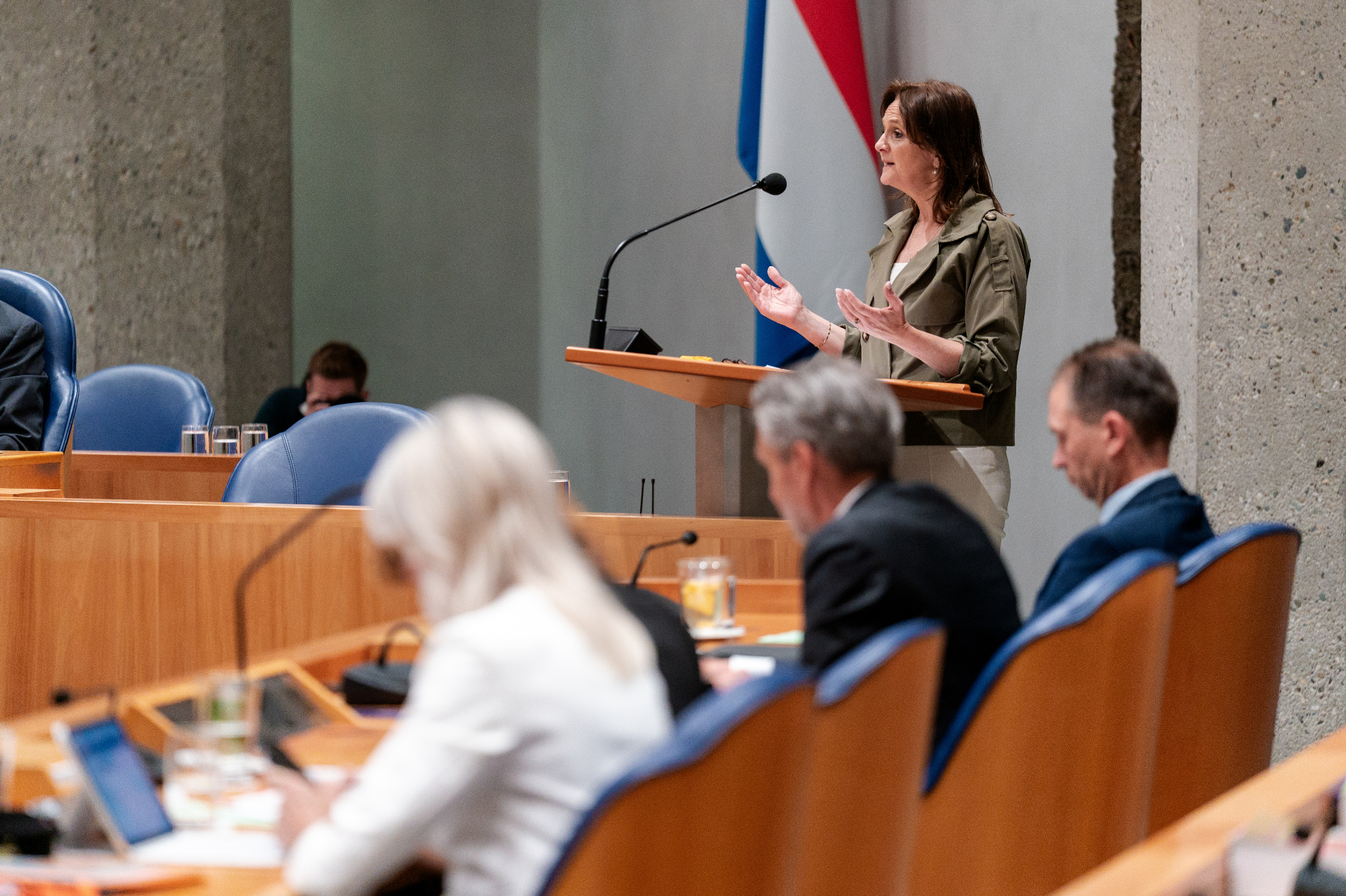 Nederland vraagt zich af wie dit stel incapabele prutsers in vredesnaam gekozen heeft
