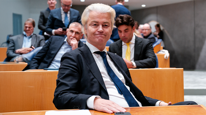 President Wilders van de Algemene Twitterkamer geeft kabinet juist compliment