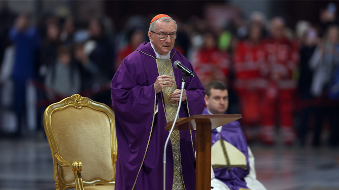 Kardinaal Pietro Parolin favoriet bij bookmakers terwijl zijn lied nog niet bekend is