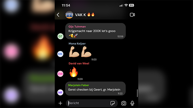 Dick Schoof per ongeluk toegevoegd aan groepschat kabinet