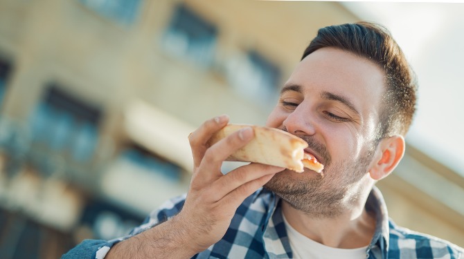 Jasper deed dit jaar mee aan Ramadan, maar kreeg rond 12 een beetje trek