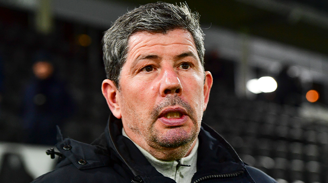 Middenmoters Eredivisie overleggen wie aan de beurt is om Van de Looi te nemen