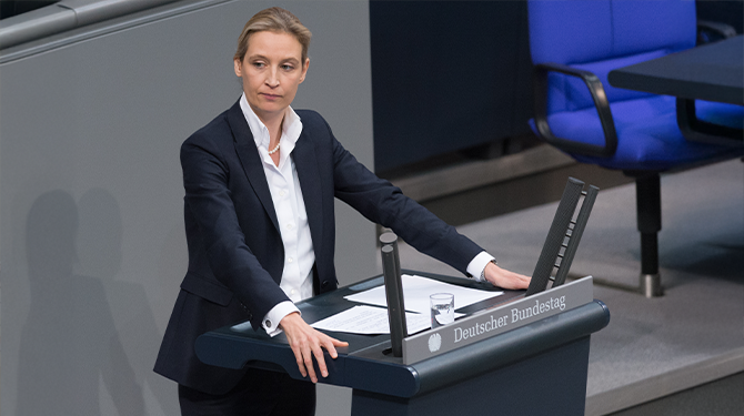 AfD-leider Weidel: 'Het Duitse volk heeft gesproken en 80% wil niets met ons te maken hebben'