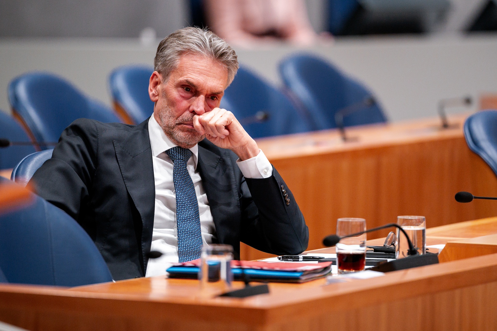 Faber leest zich in en corrigeert uitspraak: ’Schoof is niet democratisch verkozen’