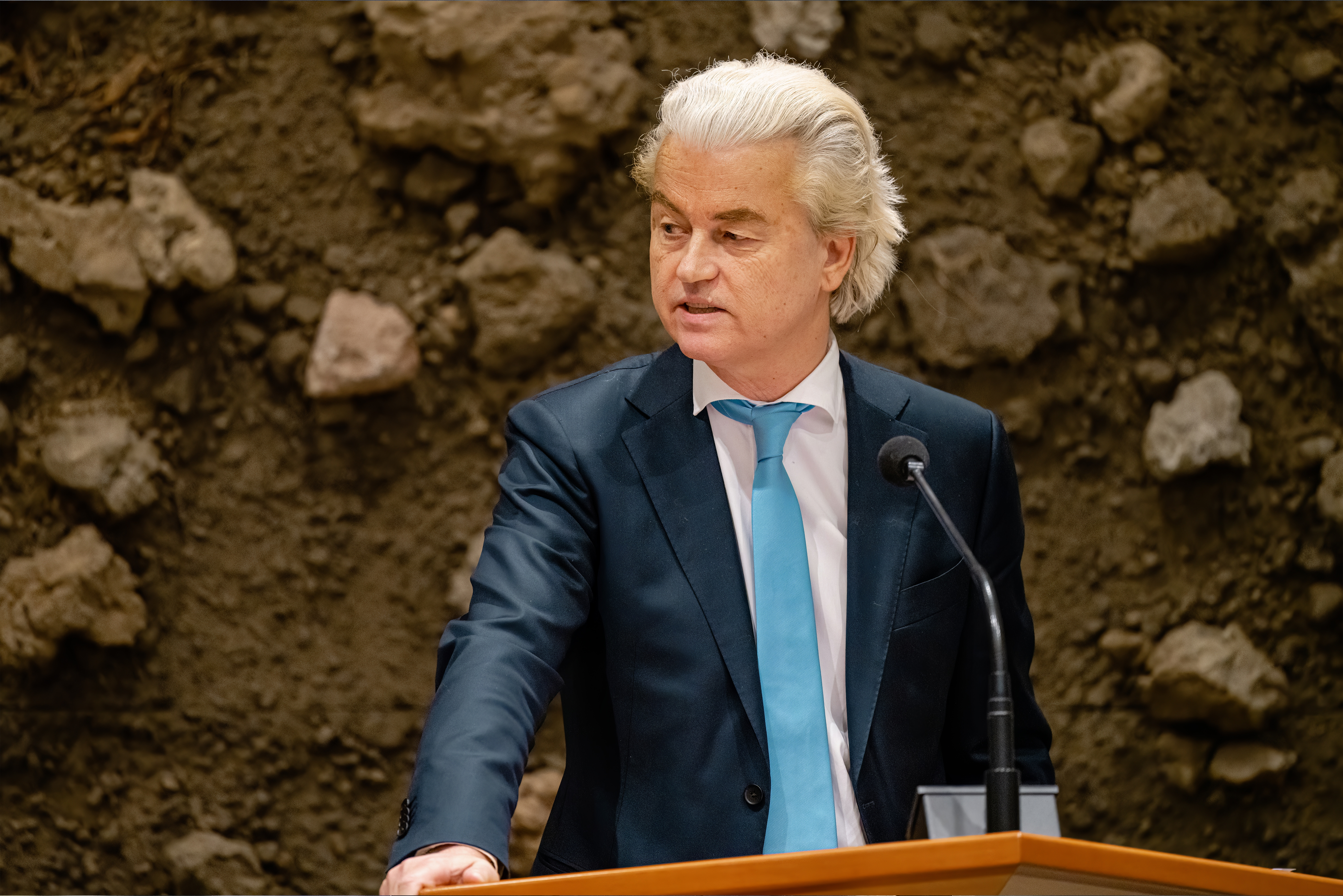 PVV: ‘Asielzoekers komen land binnen om onze verkiezingsbeloften te breken’