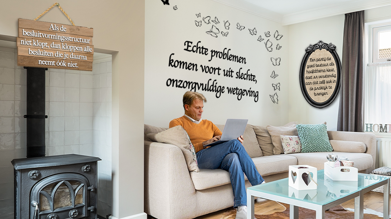 Omtzigt heeft spijt van muur in huis die vol hangt met quotes over goed bestuur