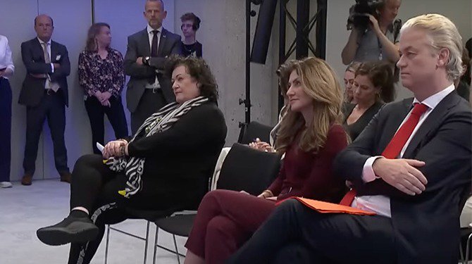 Moet je wachten tot na Valentijnsdag wanneer je het wil uitmaken met je coalitiepartner?