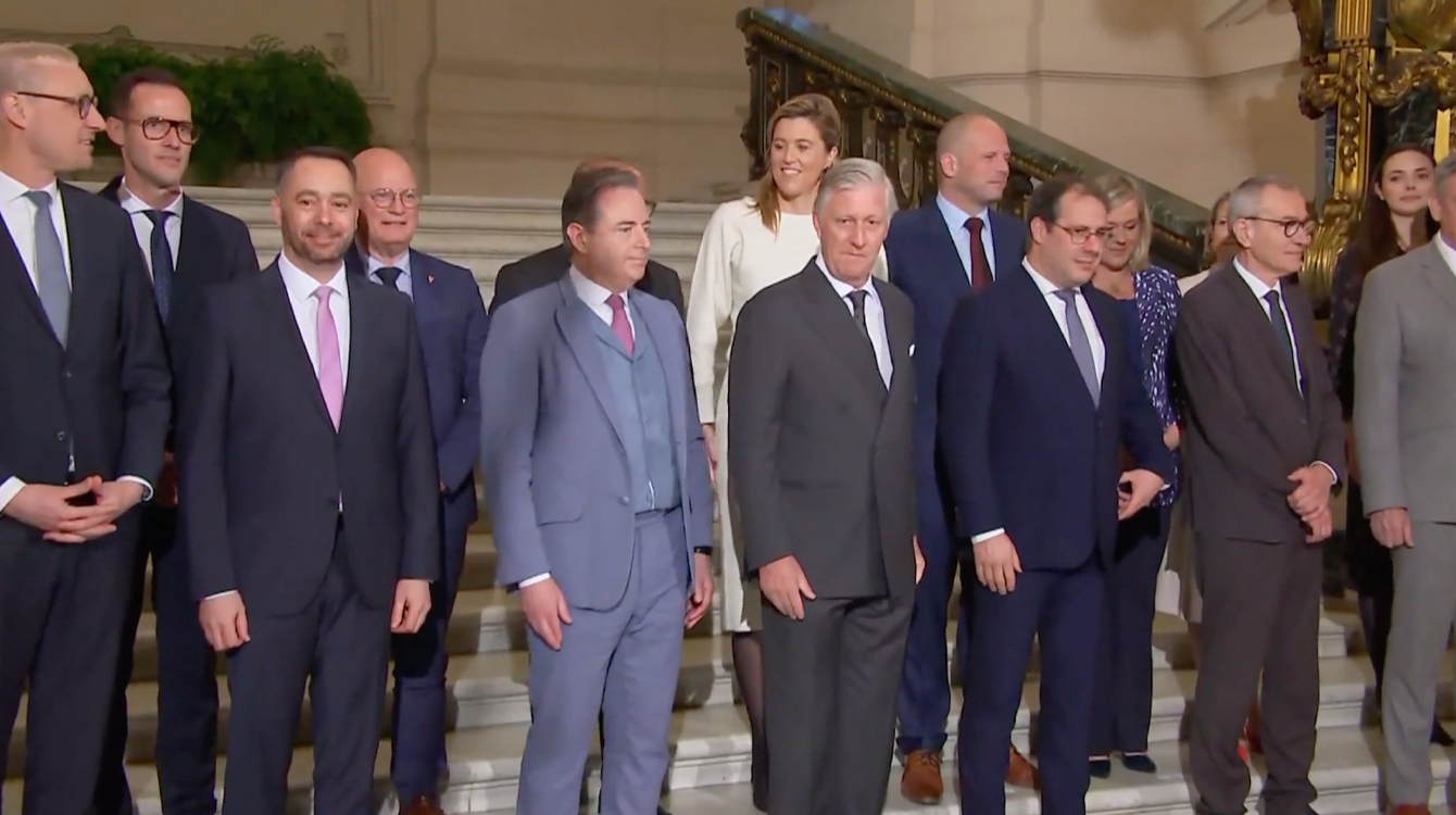 Ondanks afschrikwekkend Nederlands voorbeeld probeert België het toch weer met een regering