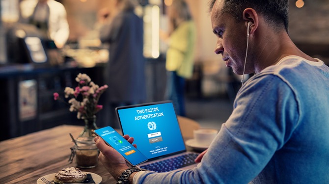 Man kan na 7 uur codes invoeren in Authenticator-app nog mooi een uurtje werken