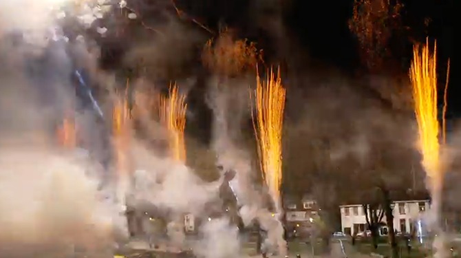 Vuurwerk aangename afleiding van weken vol explosies