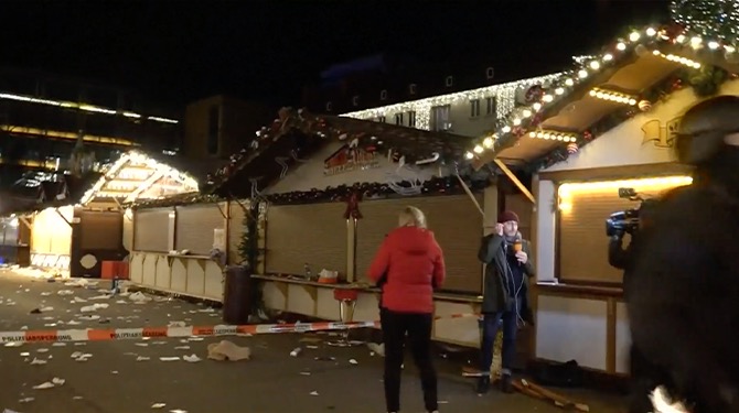 Iedereen heeft gelijk na aanslag door extreemrechtse immigrant