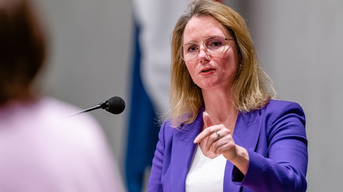Minister Agema 'wil nog wel eens zien wie zo stoer is' om bezuinigingen door te voeren