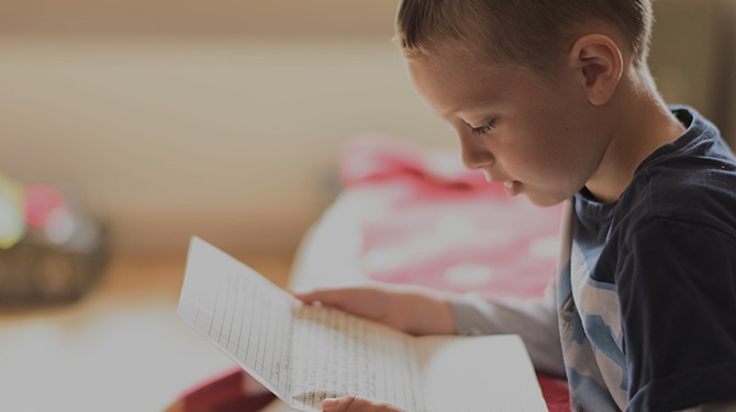 Oom Rogier verwerkt ludiek scheiding en verliezen van zijn baan in ellenlang Sinterklaasgedicht